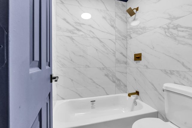 2744 SURREY PARK DR, Bartlett, TN 38134