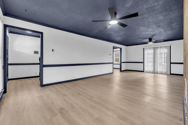 2744 SURREY PARK DR, Bartlett, TN 38134