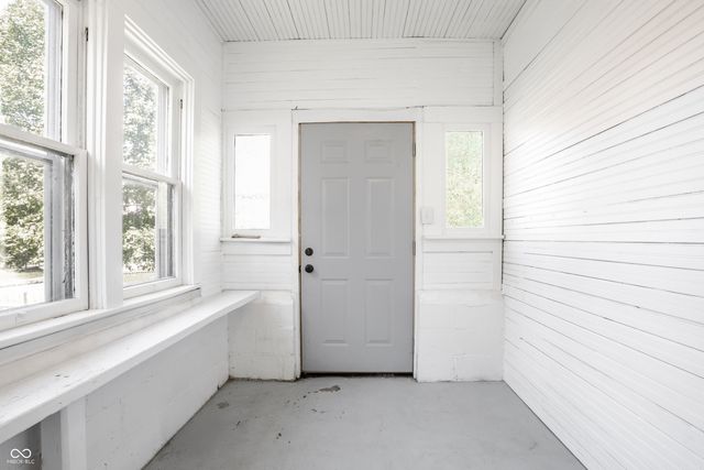 207 N Hamilton Avenue, Indianapolis, IN 46201
