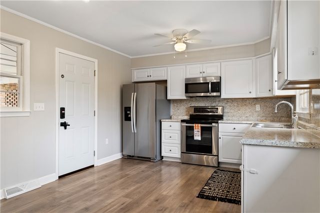 138 Julian Drive, Seneca, SC 29678