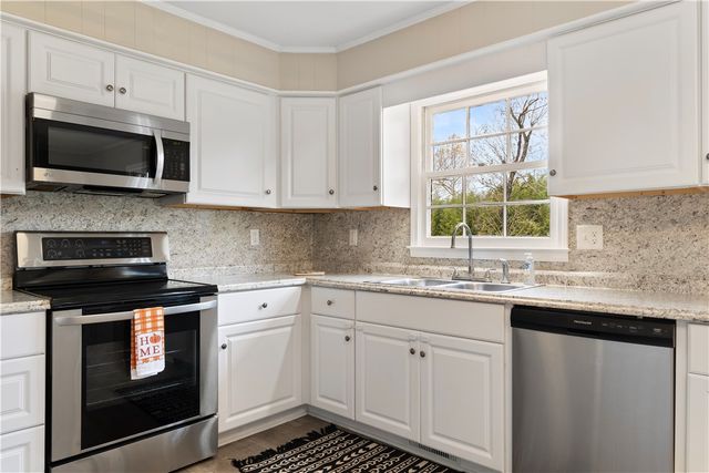 138 Julian Drive, Seneca, SC 29678