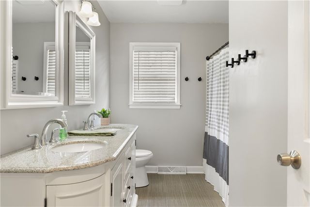 138 Julian Drive, Seneca, SC 29678