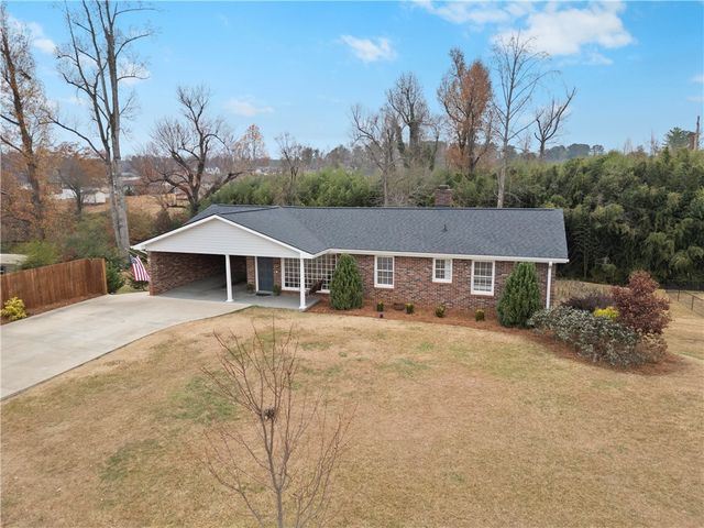 138 Julian Drive, Seneca, SC 29678