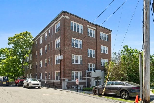 21 Bradlee 54, Medford, MA 02155