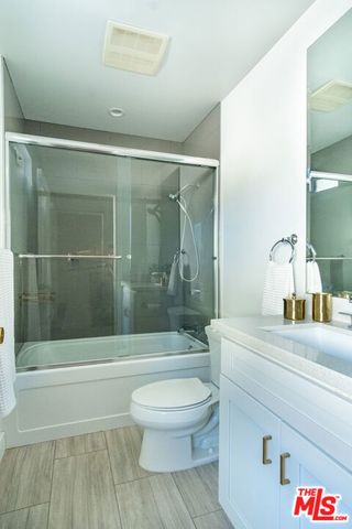 4820 Buchanan Street, Los Angeles, CA 90042