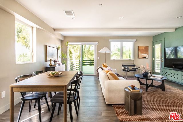 4820 Buchanan Street, Los Angeles, CA 90042