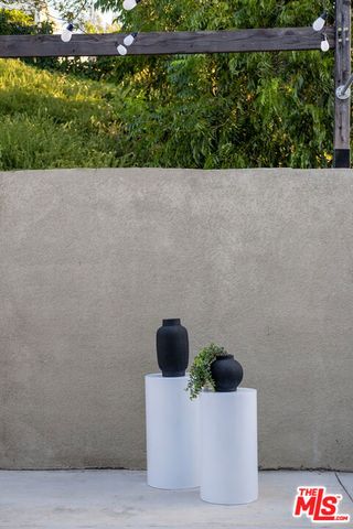 4820 Buchanan Street, Los Angeles, CA 90042