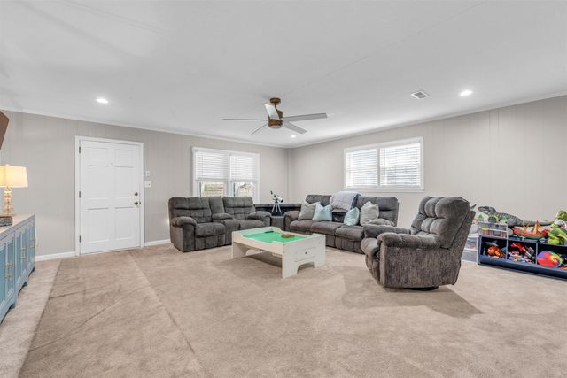 900 Vanessa Drive, Boiling Springs, SC 29316