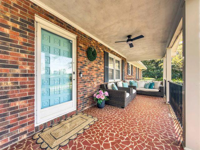 900 Vanessa Drive, Boiling Springs, SC 29316