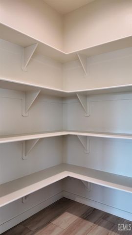 8401 Estes Park Street, Bakersfield, CA 93314