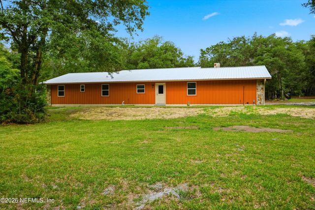 130 WIPPLETREE Court, Palatka, FL 32177