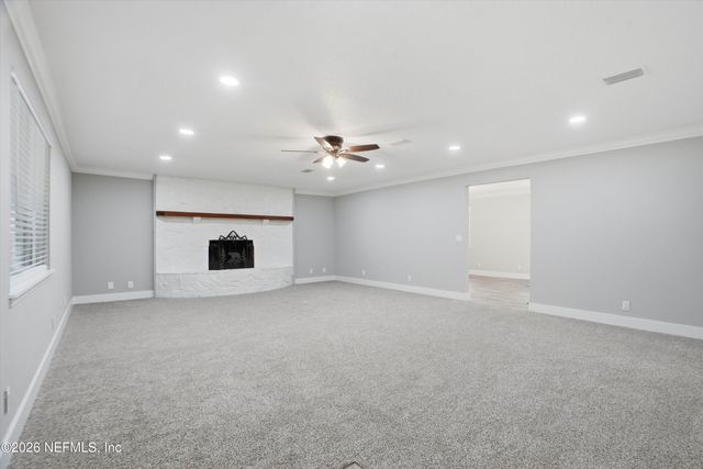 130 WIPPLETREE Court, Palatka, FL 32177