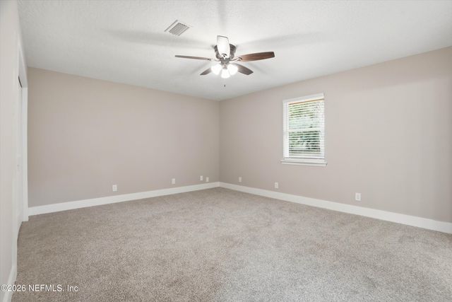 130 WIPPLETREE Court, Palatka, FL 32177