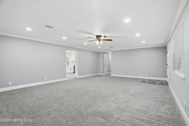 130 WIPPLETREE Court, Palatka, FL 32177