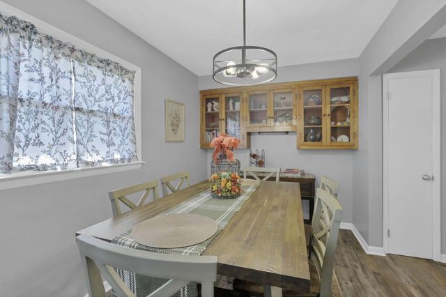 1775 SE Old Logan Road SE, Lancaster, OH 43130