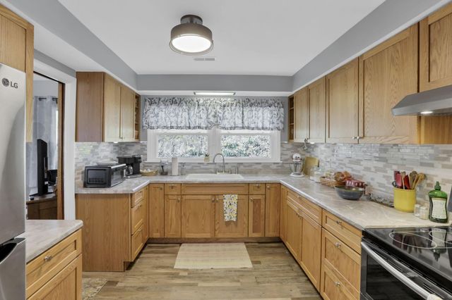 1775 SE Old Logan Road SE, Lancaster, OH 43130