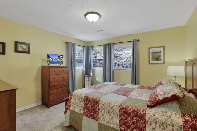 1775 SE Old Logan Road SE, Lancaster, OH 43130