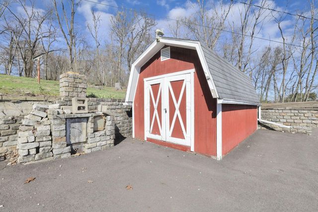 1775 SE Old Logan Road SE, Lancaster, OH 43130