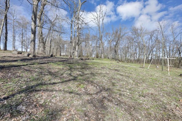 1775 SE Old Logan Road SE, Lancaster, OH 43130