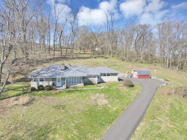 1775 SE Old Logan Road SE, Lancaster, OH 43130