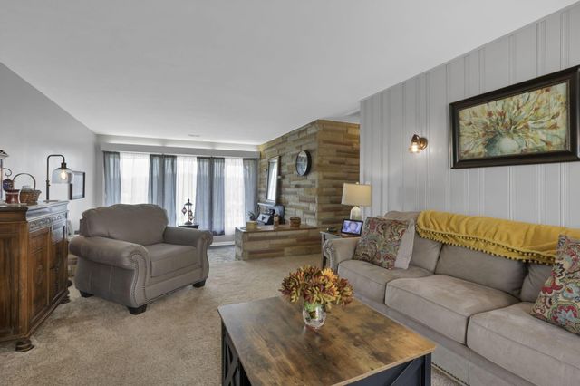 1775 SE Old Logan Road SE, Lancaster, OH 43130