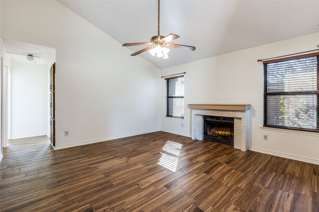 661 Prairie Dell Street, Lewisville, TX 75067