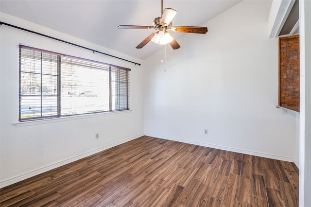 661 Prairie Dell Street, Lewisville, TX 75067