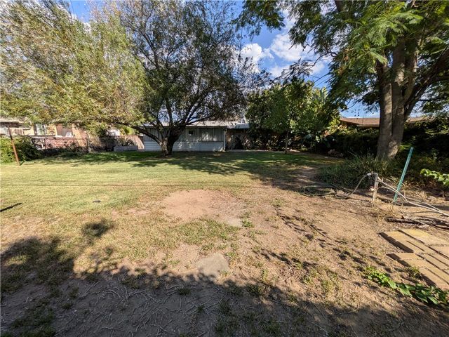 1735 N Alston Avenue, Colton, CA 92324