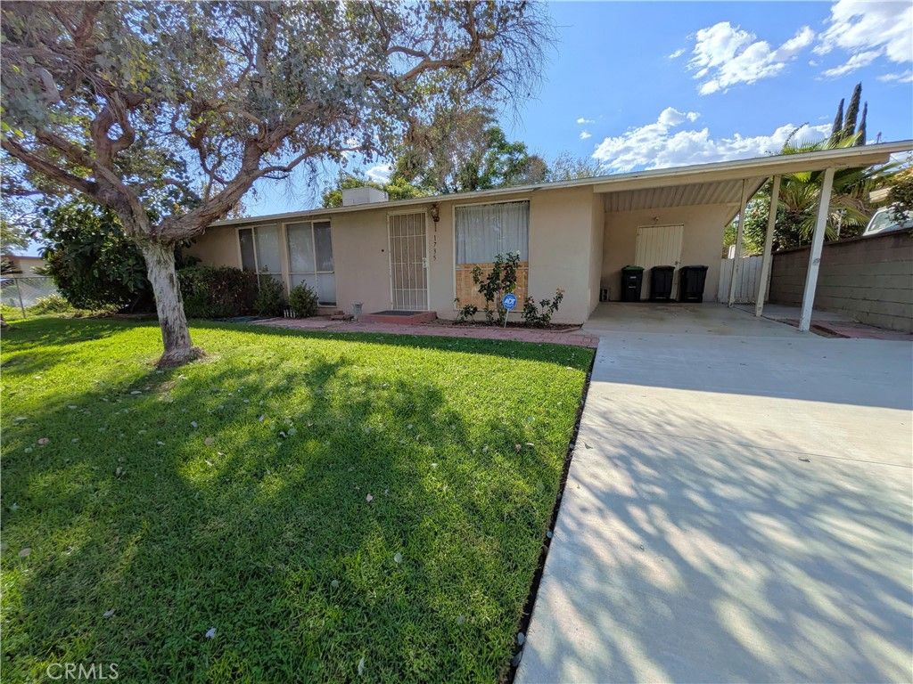 1735 N Alston Avenue, Colton, CA 92324
