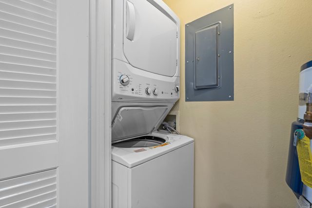 200 Pretti Pt Apt F4, Hot Springs, AR 71913