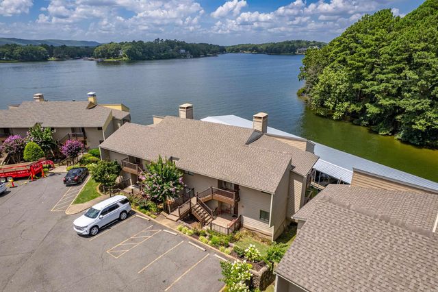 200 Pretti Pt Apt F4, Hot Springs, AR 71913