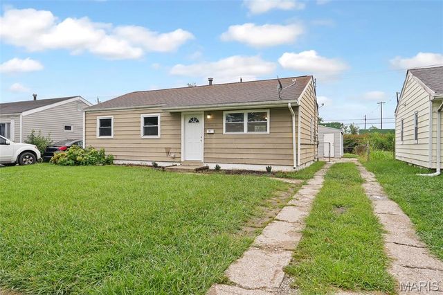 25 Briarcliff Drive, Granite City, IL 62040