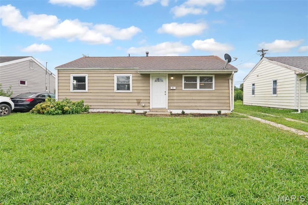 25 Briarcliff Drive, Granite City, IL 62040