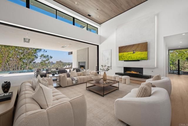 5471 La Crescenta, Rancho Santa Fe, CA 92067