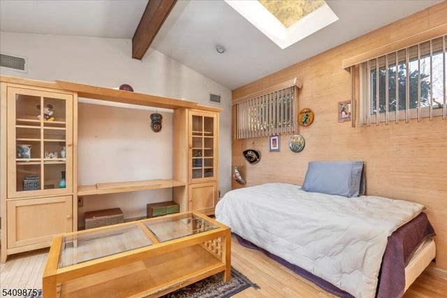 29 Manitou Cir, Westfield Town, NJ 07090