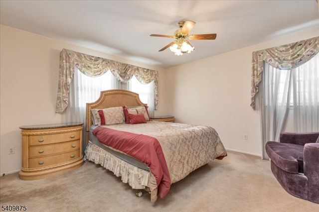 29 Manitou Cir, Westfield Town, NJ 07090