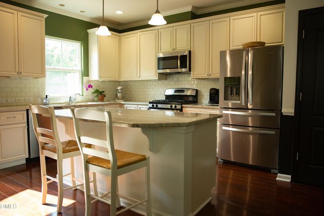 130 S Camellia Street, Chapel Hill, NC 27516