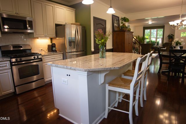 130 S Camellia Street, Chapel Hill, NC 27516