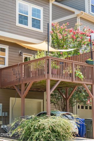 130 S Camellia Street, Chapel Hill, NC 27516