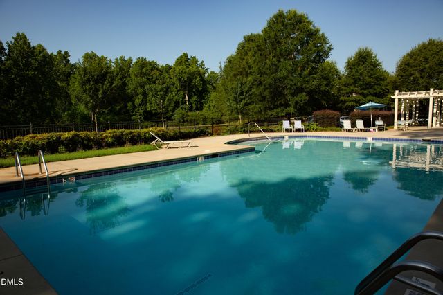 130 S Camellia Street, Chapel Hill, NC 27516