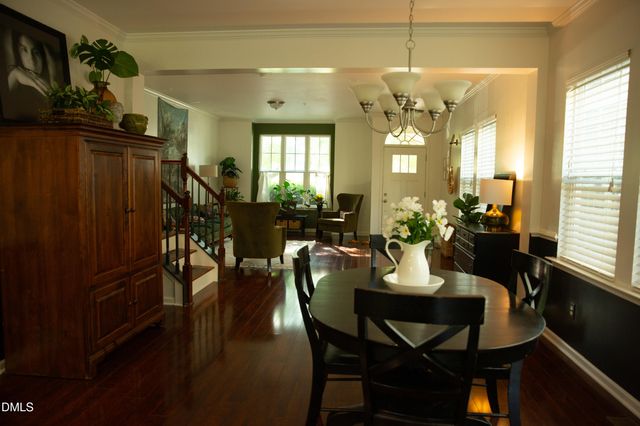 130 S Camellia Street, Chapel Hill, NC 27516