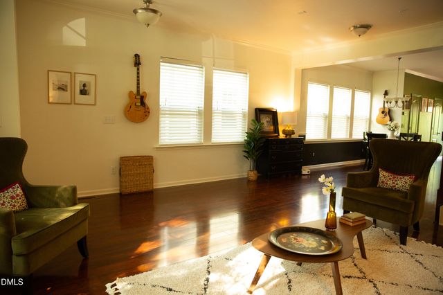 130 S Camellia Street, Chapel Hill, NC 27516