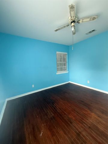 11827 Gaston Parkway, Dallas, TX 75218