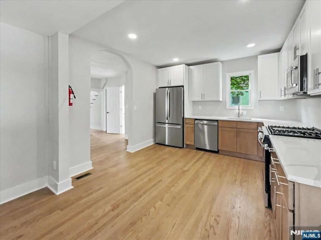 89 W Hamilton Avenue, Englewood, NJ 07631
