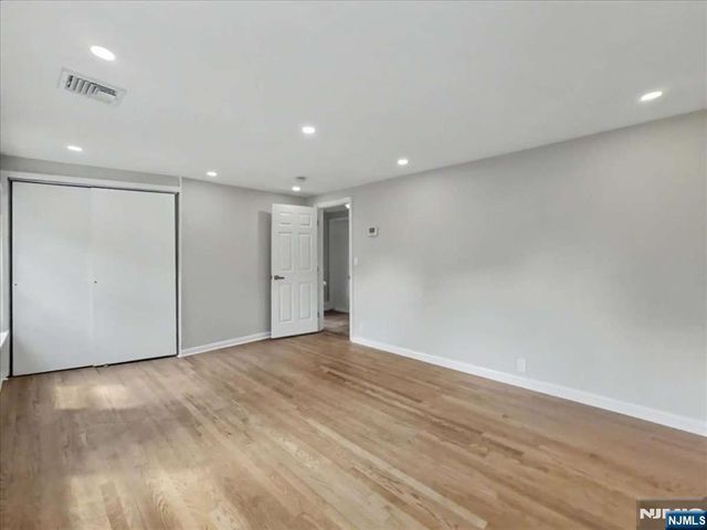 89 W Hamilton Avenue, Englewood, NJ 07631