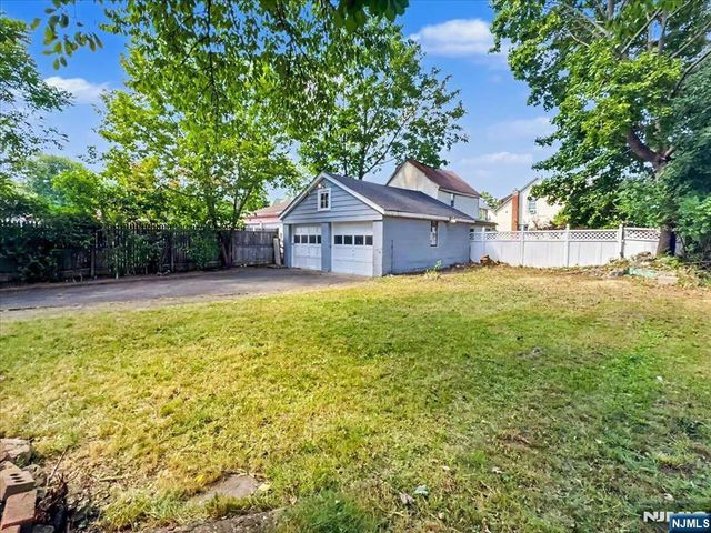 89 W Hamilton Avenue, Englewood, NJ 07631