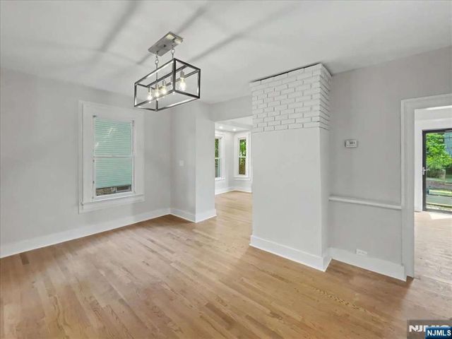 89 W Hamilton Avenue, Englewood, NJ 07631