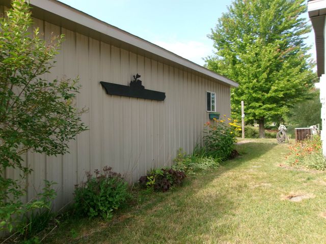 4490 Ridgeway Trail, Lake, MI 48632