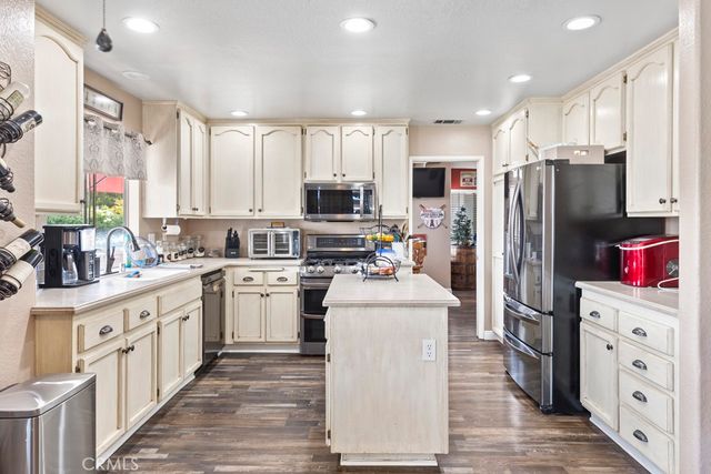 3025 Black Horse Drive, Ontario, CA 91761