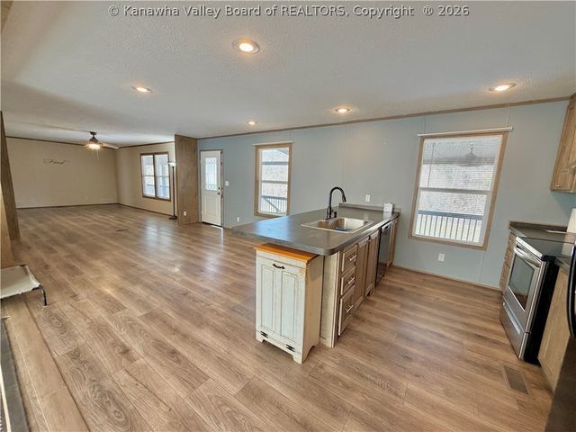 6021 Wood School Road, Gallipolis Ferry, WV 25515